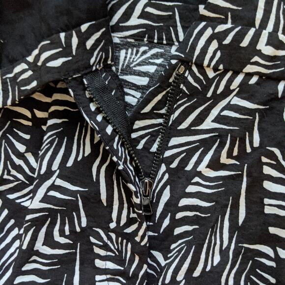 Loft Crossbody Wrap Sleeveless Romper Shorts Sz… - Picture 9 of 11